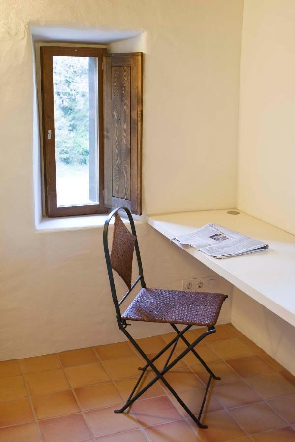 B&B La Rectoria De Sant Miquel De Pineda Sant Felíu de Pallarols Eksteriør billede